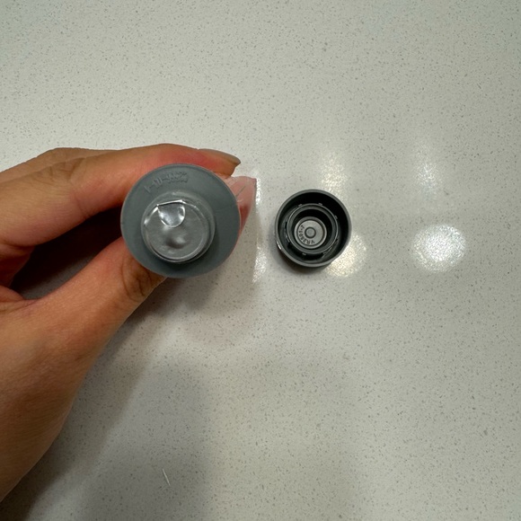 ⭐️ 4/$35 REN - cleanser - Picture 2 of 2